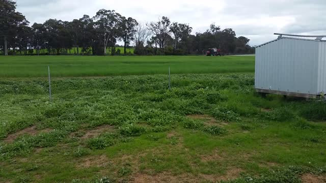 Time to spray the Barley - The whole paddock in 15 minutes