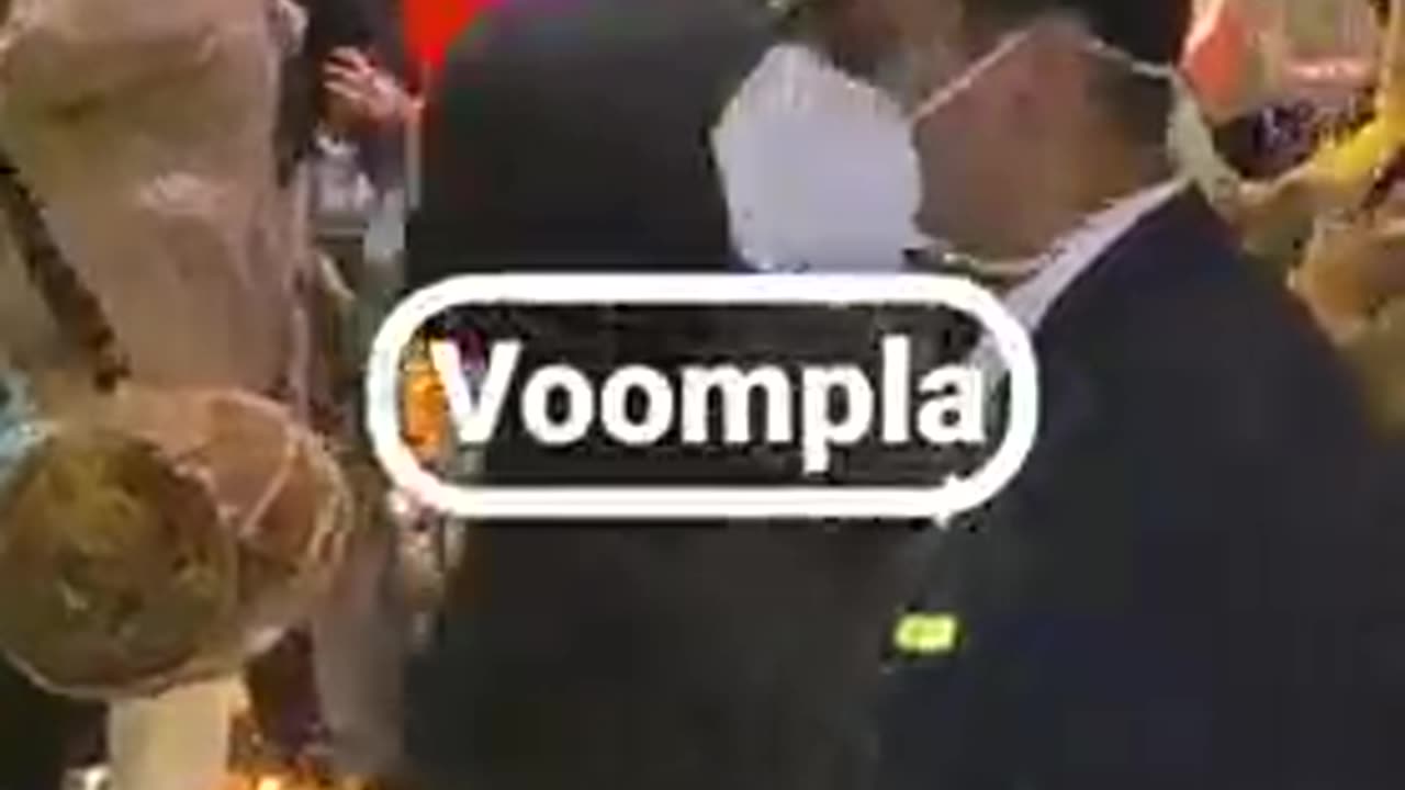 Janhvi Kapoor aayi Ambani ke bete ki engagemen