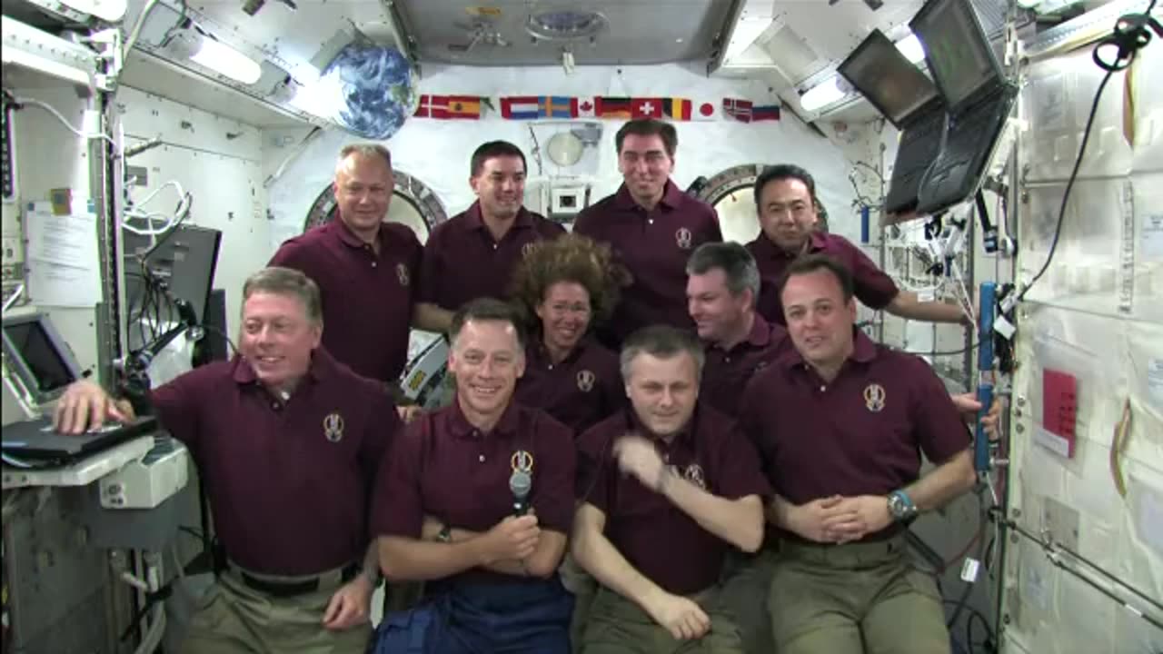 STS-135 and Expedition 28 Joint Crew News Conference