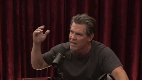 Joe Rogan Experience #2232 - Josh Brolin