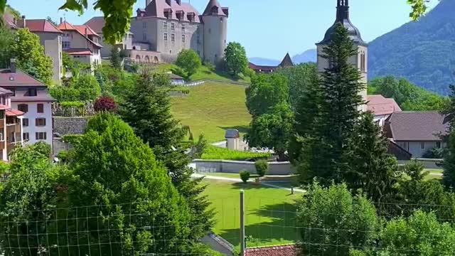 Gruyères🇨🇭 - - - - - - - - 📍Fribourg🇨🇭