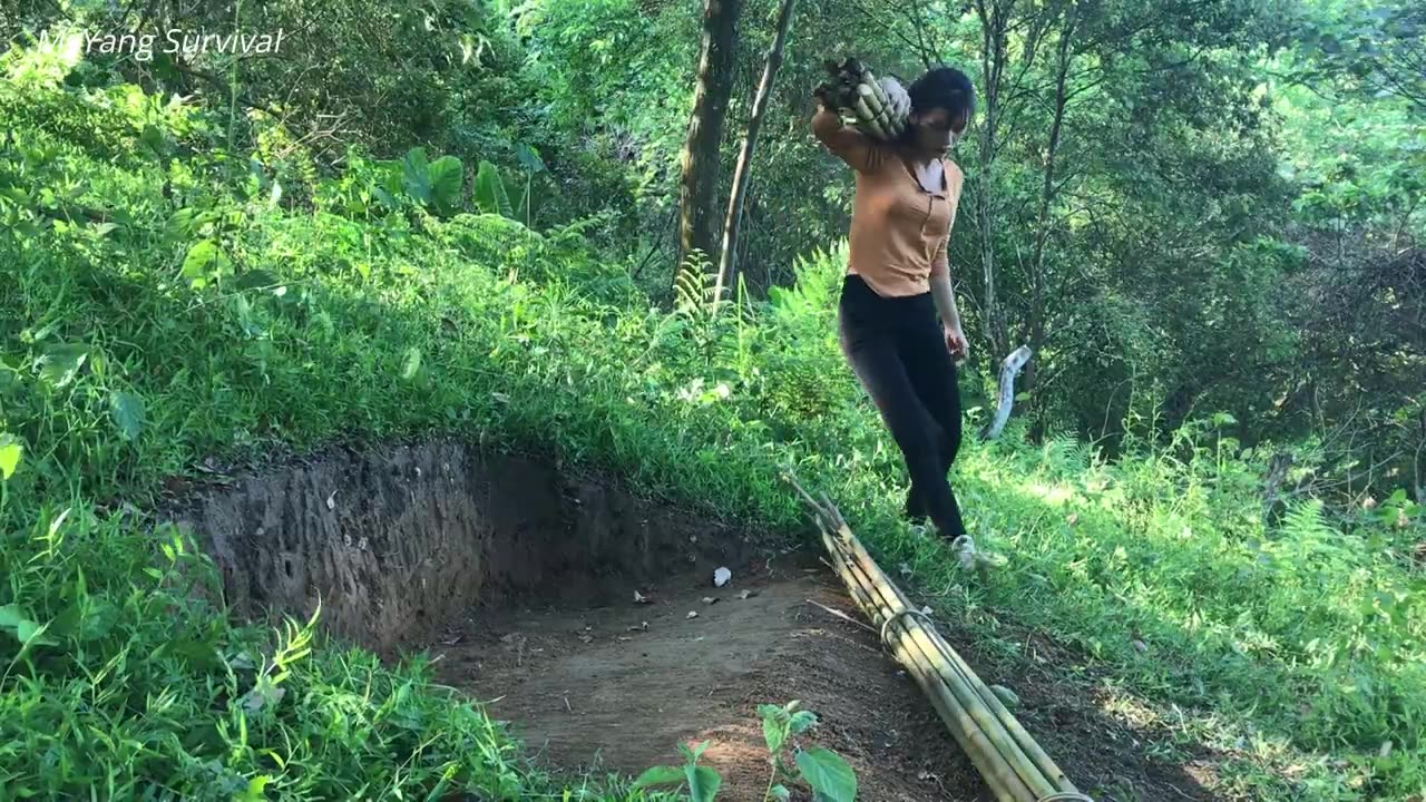 FULL VIDEO_ I built a complete shelter by myself, find food to survive and sleep through the night