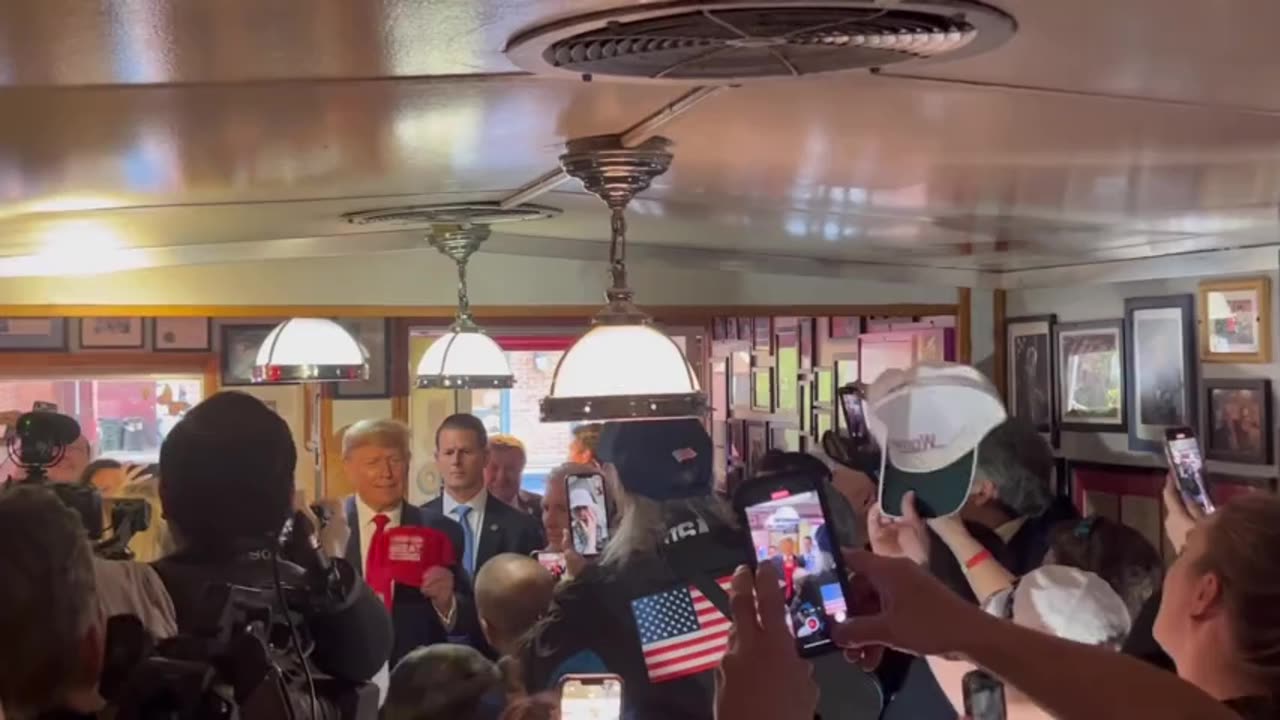 🔥🔥Trump Signs MAGA Hats And Talks To Supporters At New Hampshire Event🔥🔥