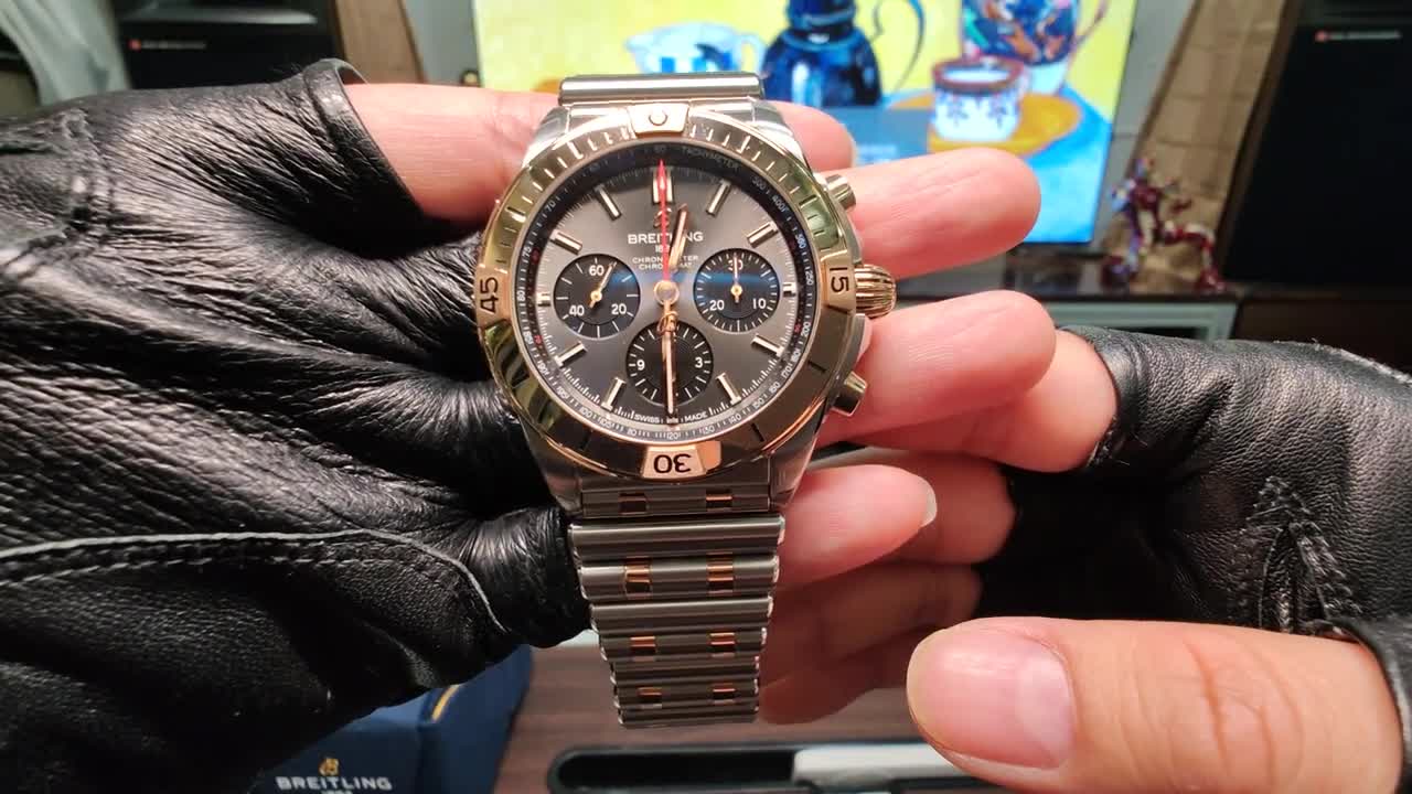 Breitling Chronomat B01 42mm 18K Rose Gold 2022