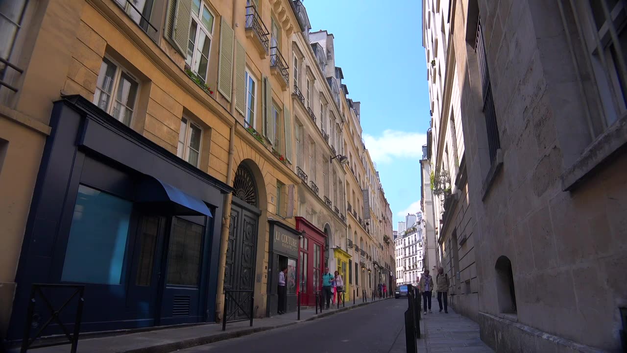 Virtual Vacations: A Walk Through Paris | SmarterTravel