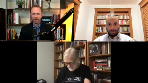 Ray McGovern speaks with Max Blumenthal about Russia, Russiagate and Trump a