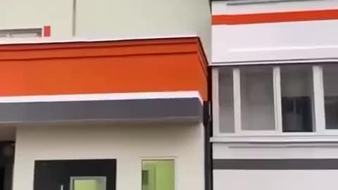 Ukraine Mariupol neubau 12.22