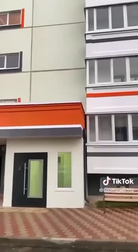 Ukraine Mariupol neubau 12.22