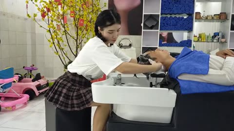 Cheerful, beautiful, with great skills, the reason why Cali Nguyen hair salon is always crowded