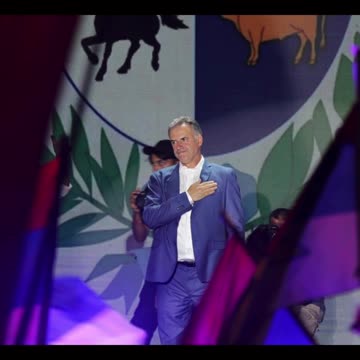 Will the Río de la Plata become a new Berlin Wall?