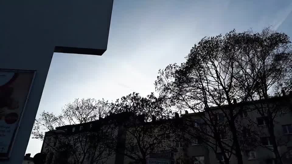 Himmel in Berlin am 30.12.2022 um 12:55 Uhr