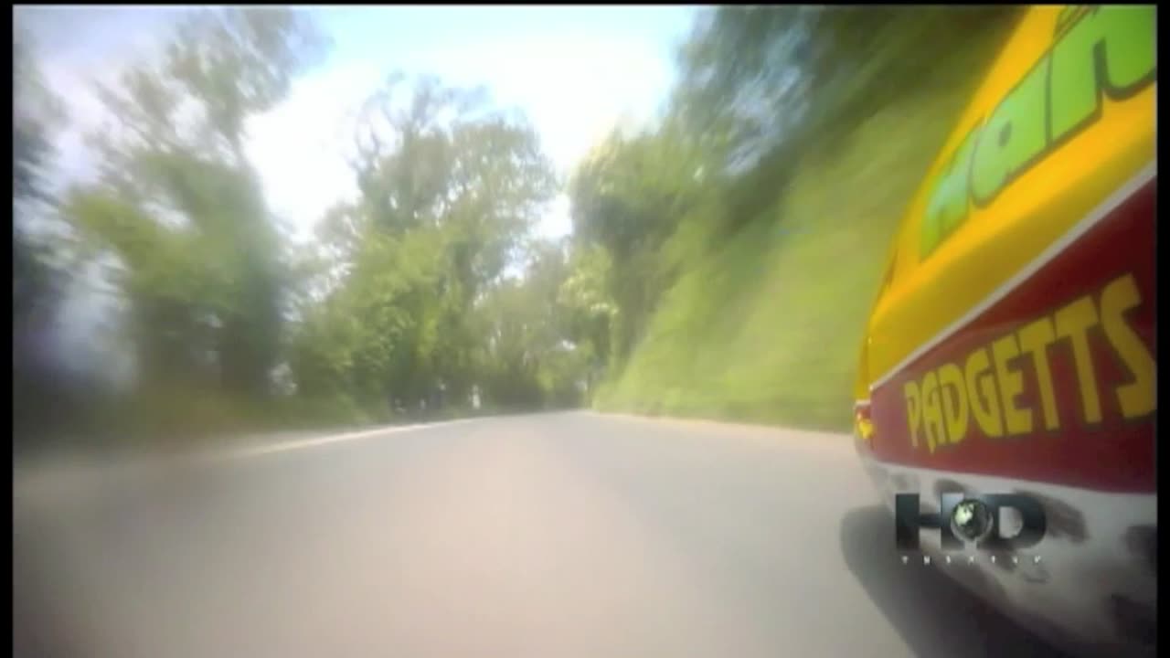 Isle of Man TT Sidecar On Bike 2011 pt 1