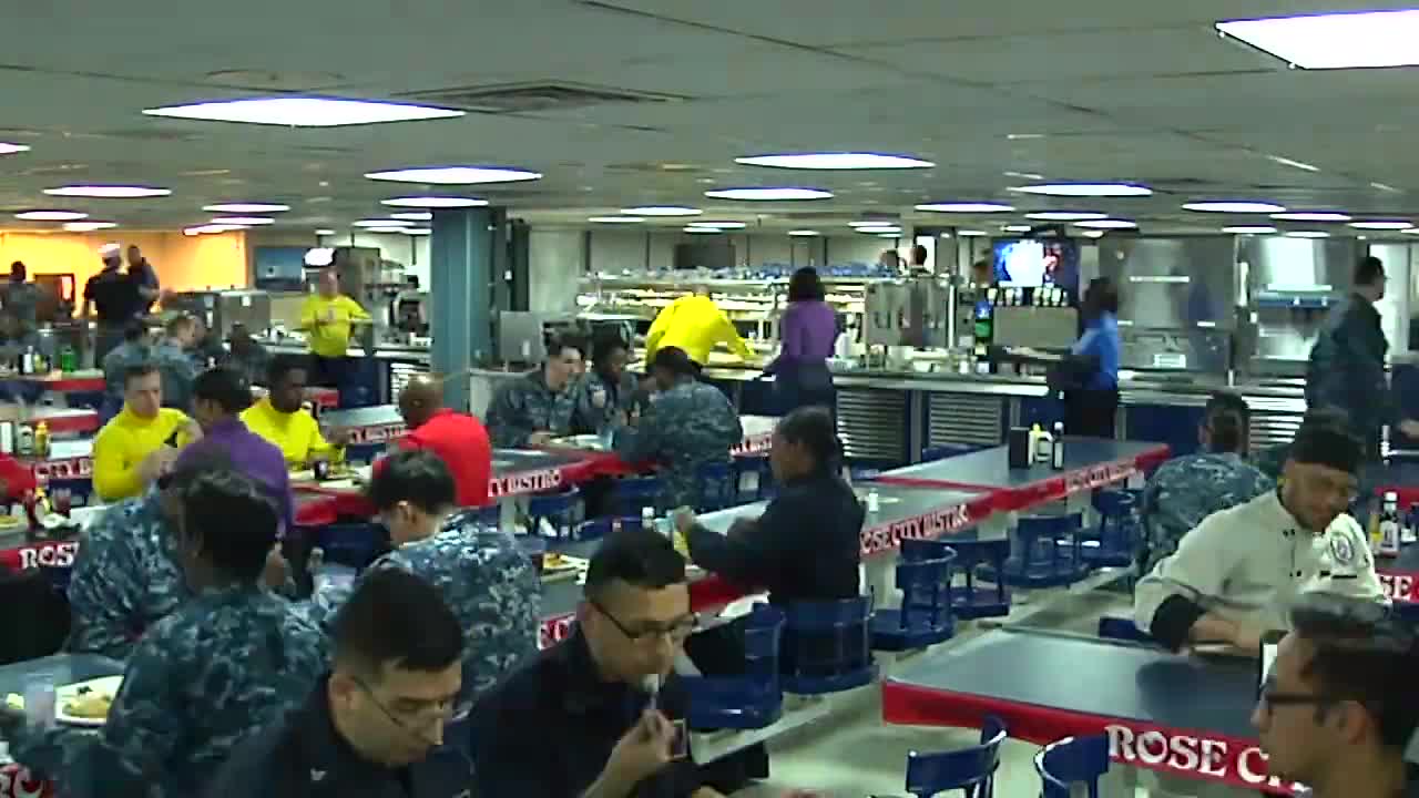 AMERICAN FOOD | FOOD In Military Sealift Command hospital ship USNS Comfort (T-AH 20)