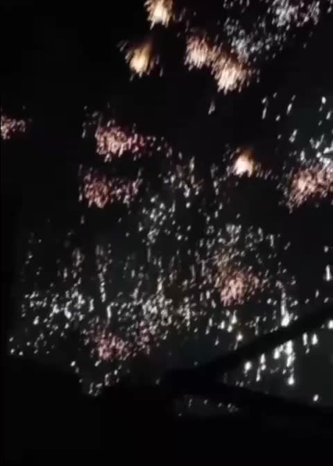 More Incendiary rounds Vugledar front