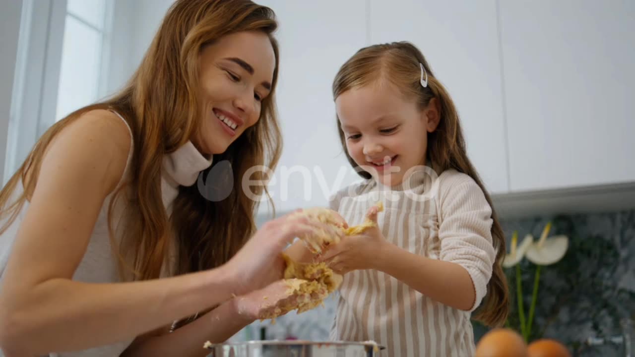 Mother with little girl recipe