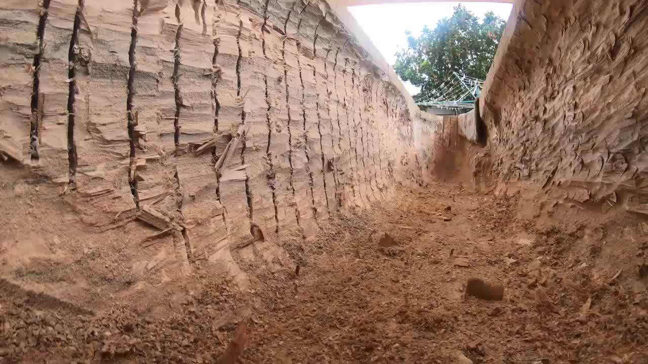 DUGOUT CANOE BUILD - Timelapse, by Outbackmike