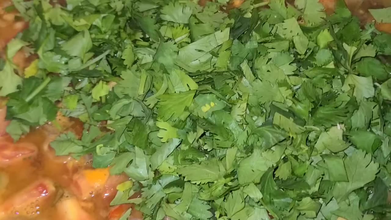 Any meal can become a spell with the right intentions behind your ingredients 🥬🍄🫑🫚🍅🧀