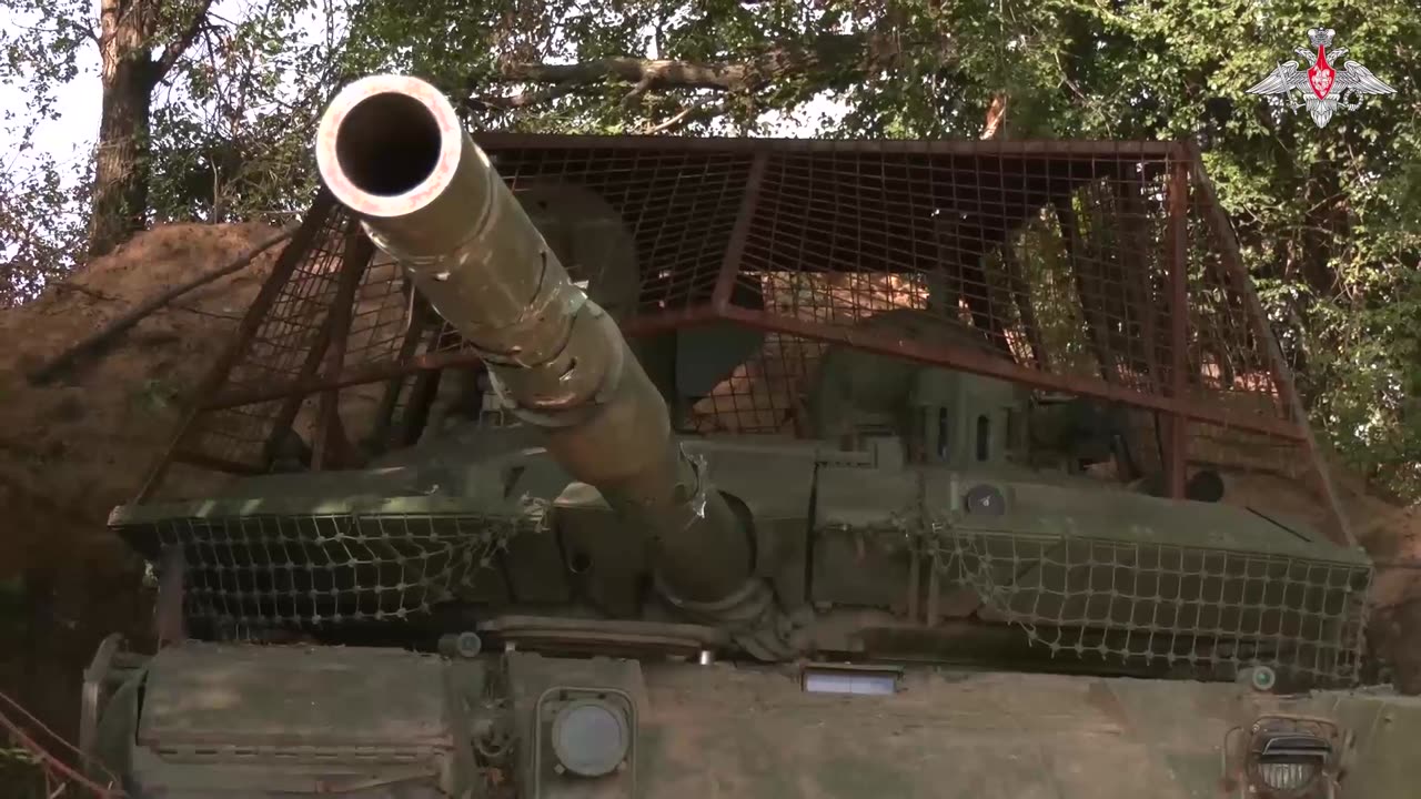 The crews of the T-90M Proryv tanks of the Ulyanovsk paratroopers