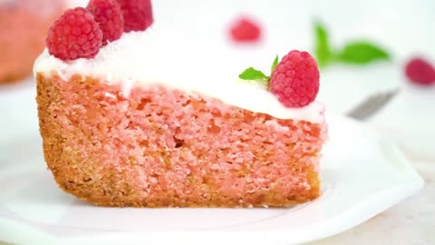 Slow Cooker Raspberry Cake