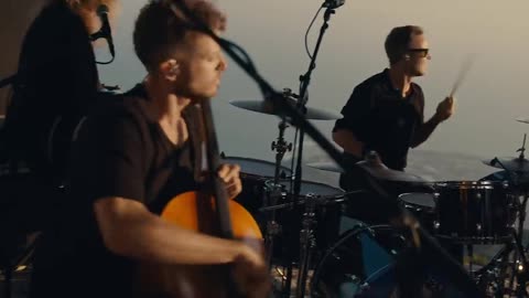 OneRepublic - Lose Somebody (One Night in Malibu)
