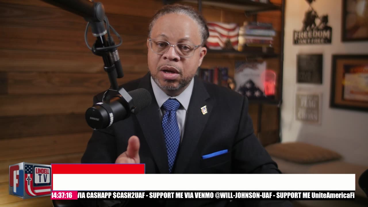 MAYOR OF ATHENS: CRIME IS NOT LINKED TO ILLEGAL IMMIGRATION