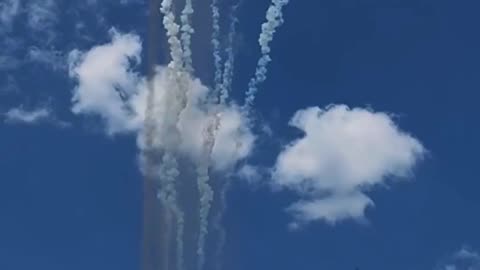 Incredible Footage of Ukrainian Su25s