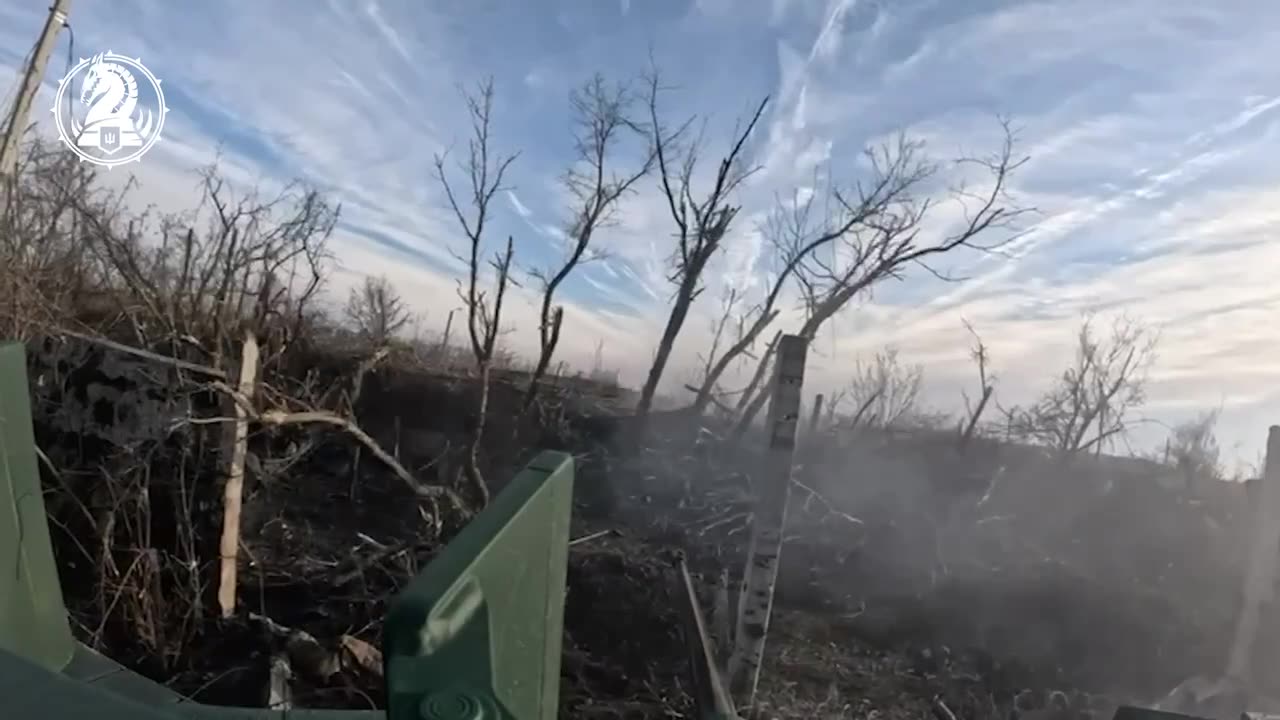 Incredible Footage of a Ukrainian Bradley Doing Work