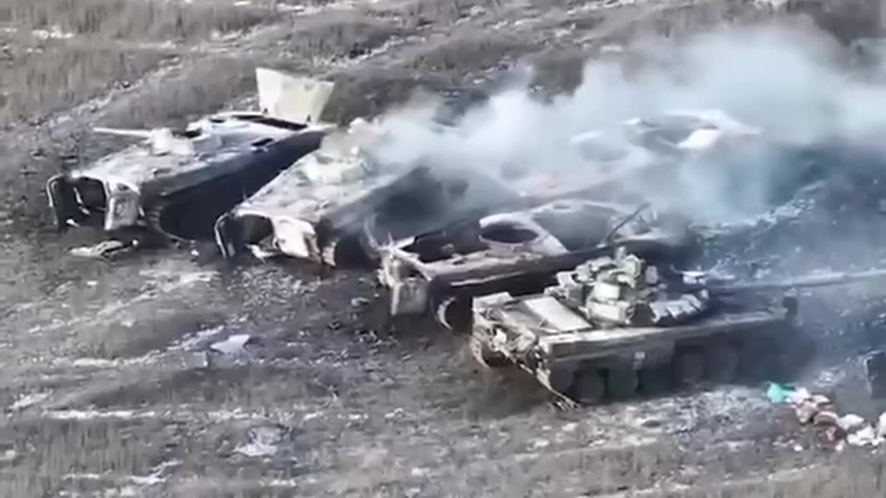 Shredding Russian Soldiers and Vehicles With Grenades