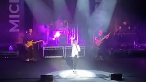 Michael jackson live earth song cliffs pavilion southend on sea