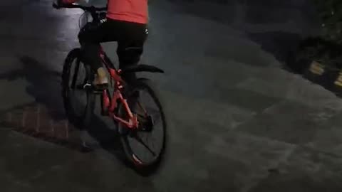 Trending Boy || Night Riding 😁