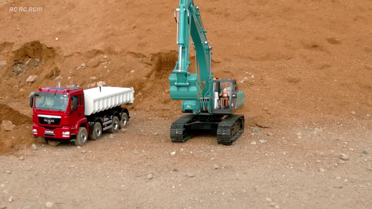 RC Truck working place to live full entertainment