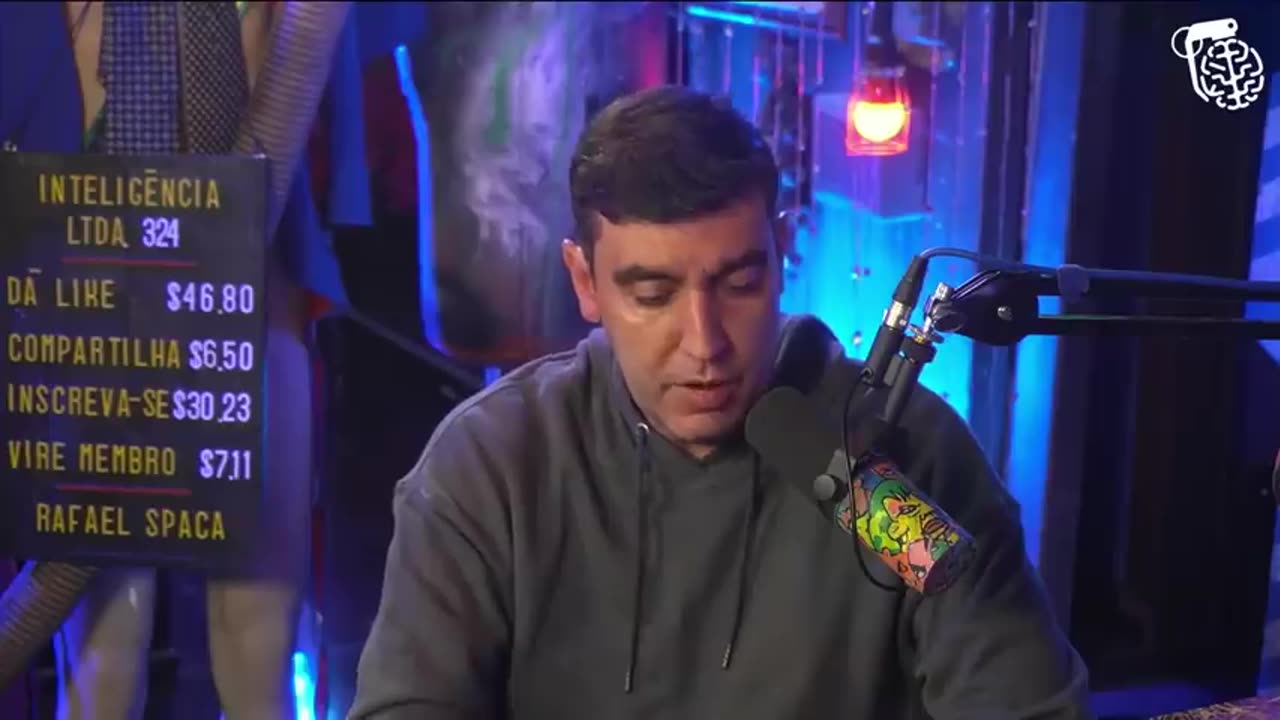 RENATO ARAGÃO X FAUSTÃO - RAFAEL SPACA Cortes do Inteligência Ltda.