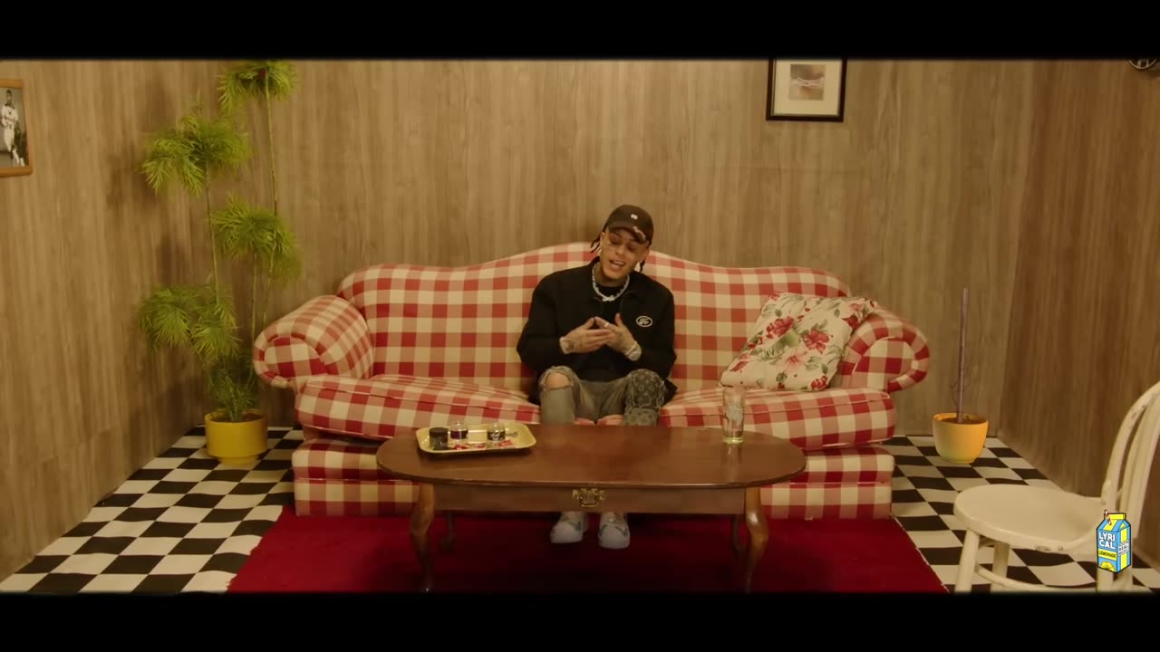 Lil Skies - i (Official Music Video)