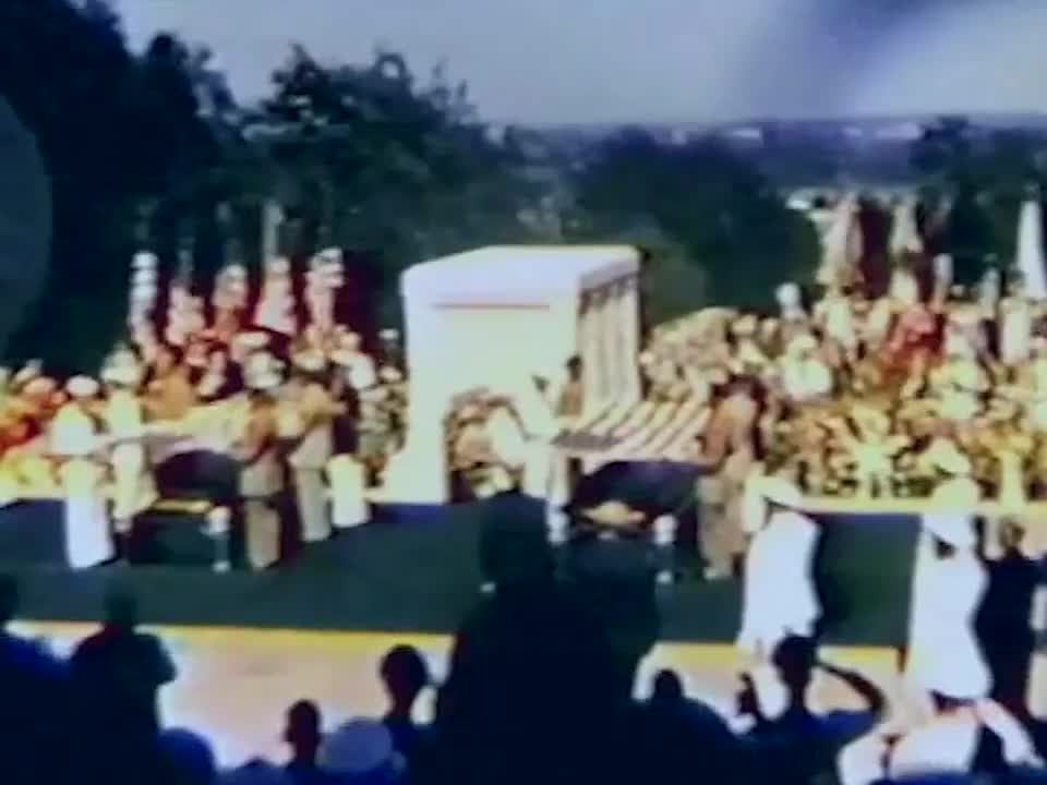 Historic footage of the Tomb of the Unknown Soldier_ WWII and Korean War_4