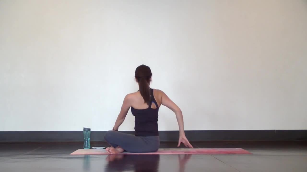 10 minute Morning Yoga for Beginners