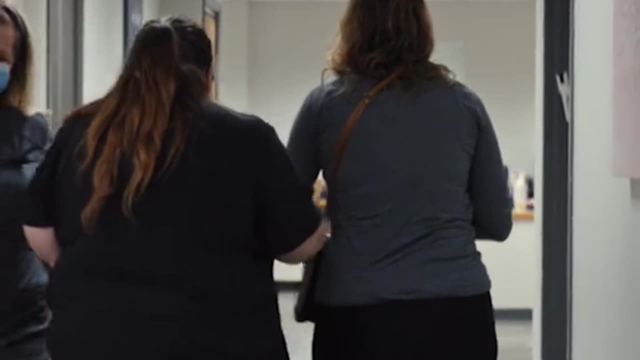 These three women have travelled hundreds of miles from their home states to get abortions in Illino