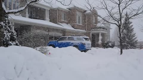 Winter Snow Storm in Toronto Suburban area