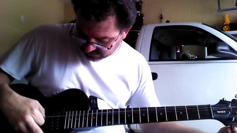 How NOT to switch out guitar strings DO NOT TRY THIS AT HOME