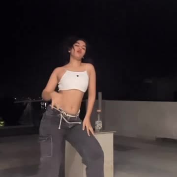 Good looking Girl Dance