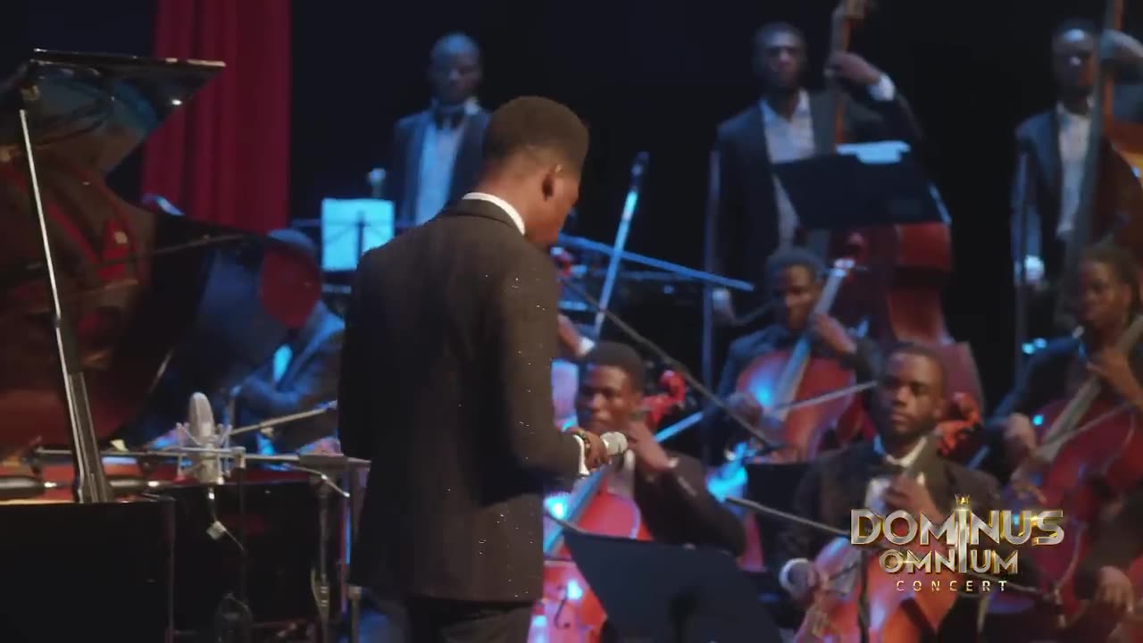 Frank Edwards feat Moses Bliss - Emmanuel (Live In Concert)