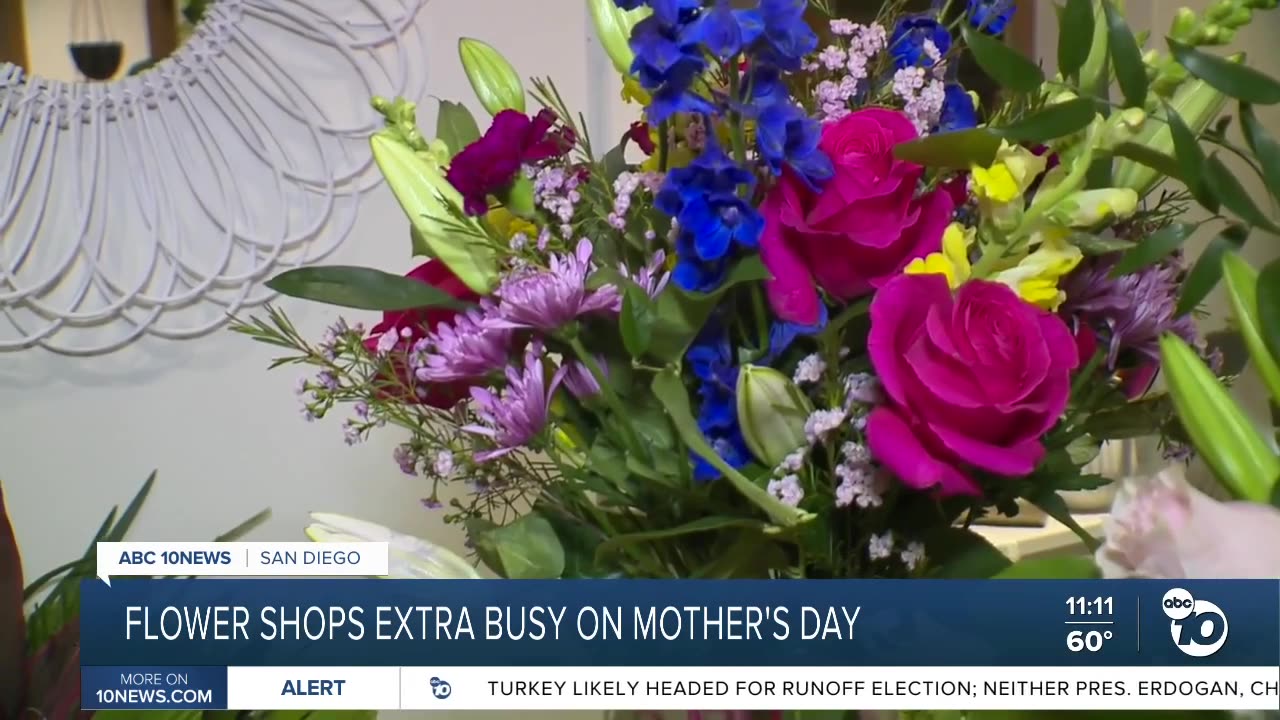 Point Loma flower shop selling grab & go bouquets for Mother's Day