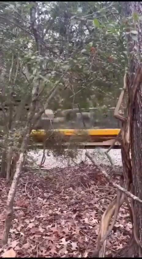 #Texas White House sends Army to rebel state.