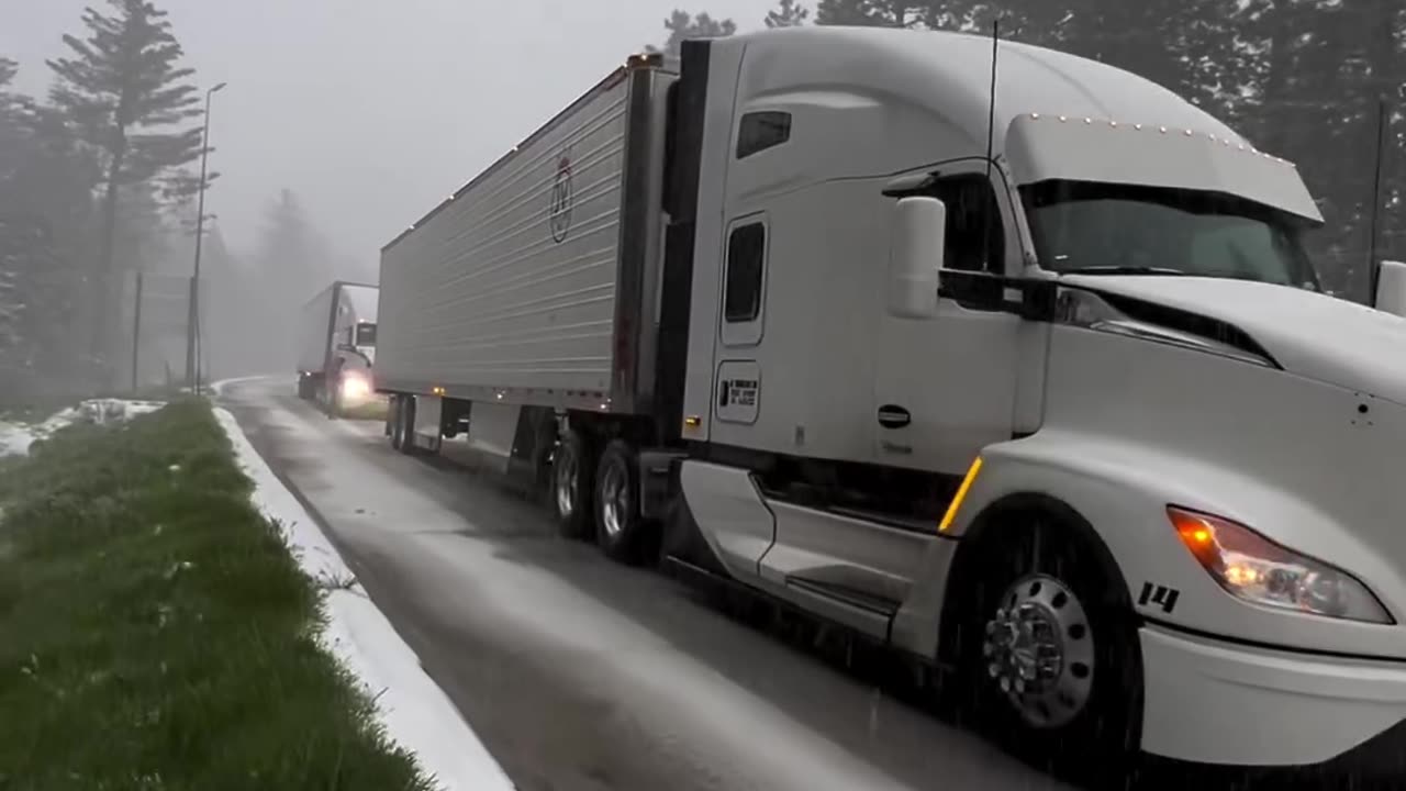 Canada truck lifestyle 😍 # roads