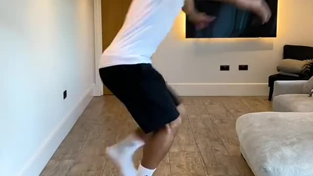 WTF?! HOW IS THIS POSSIBLE? INVISIBLE STEP 🤯