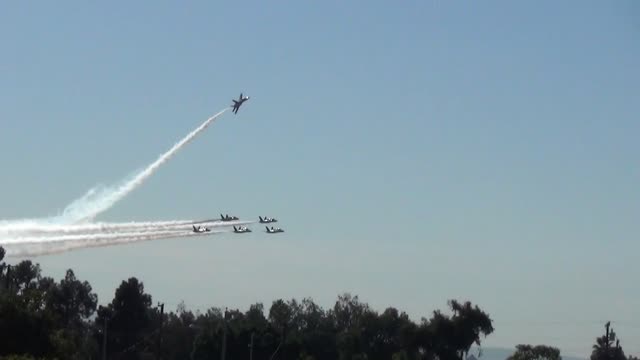 Blue Angels RTB after the Huntington Beach airshow Sept 28, 2017.