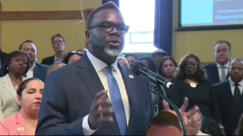 Chicago Mayor Brandon Johnson quietly signs sneaky 29 million dollar deal to house migrants!