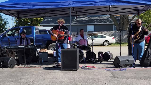 Hank Haggard "Don't Come Home A Drinkin" Loretta Lynn Cover