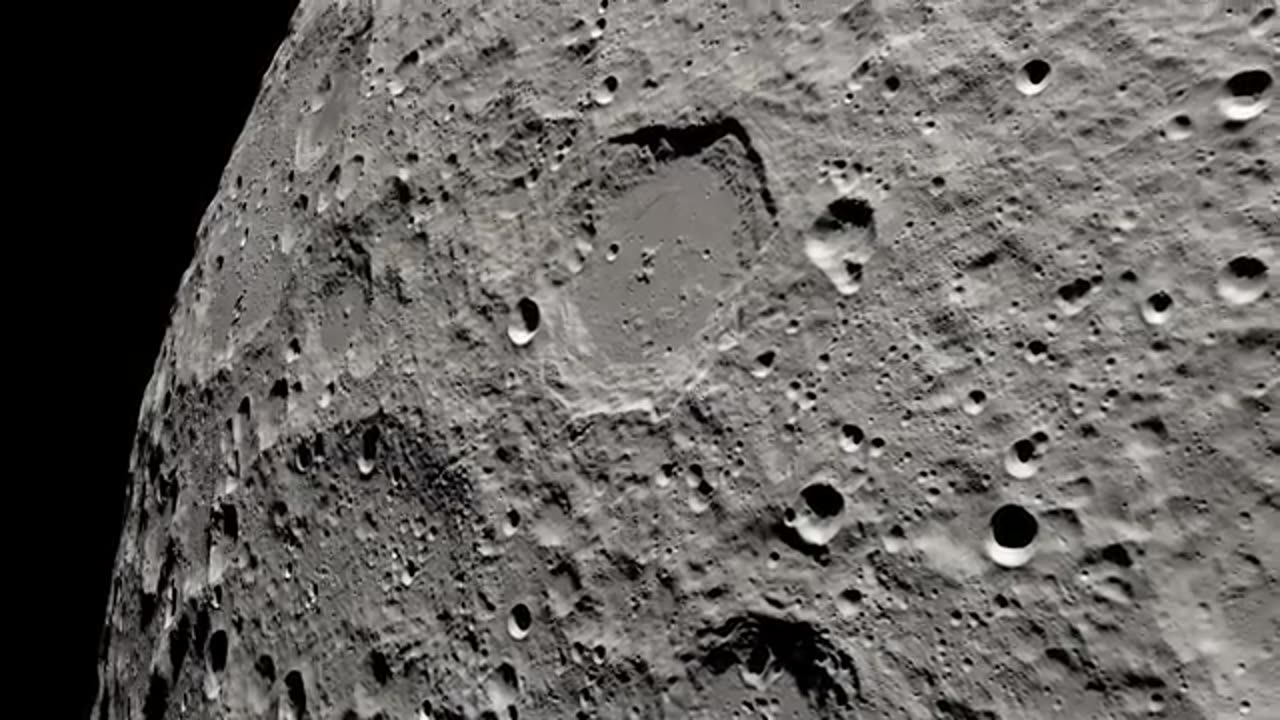 Very Beautiful Moon On The Space 🌌