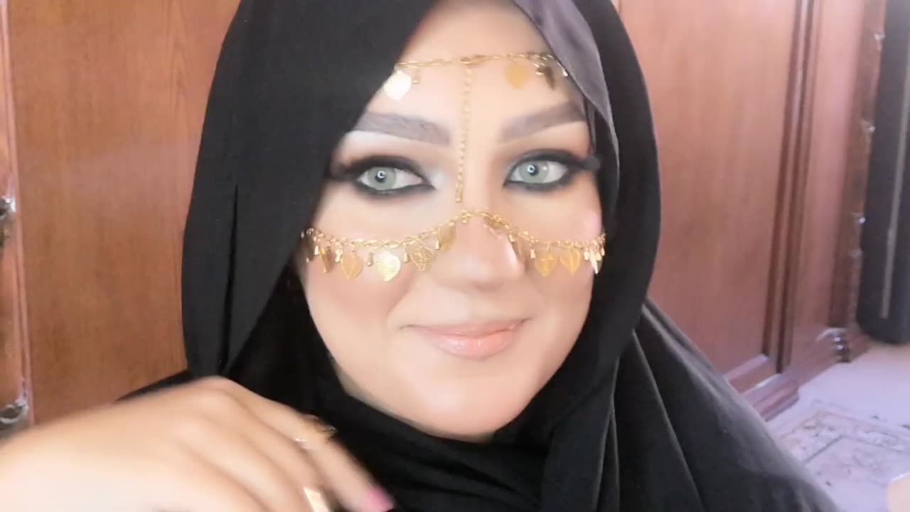 Let's do makeup for Arabian Night