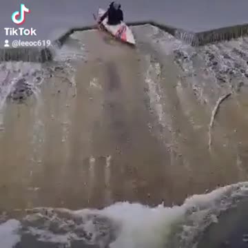 First time kayaking fail